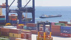 瑞典发起首个内河驳船运营项目